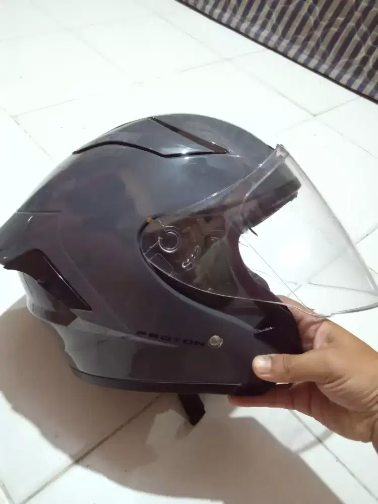 Helm second rasa baru
