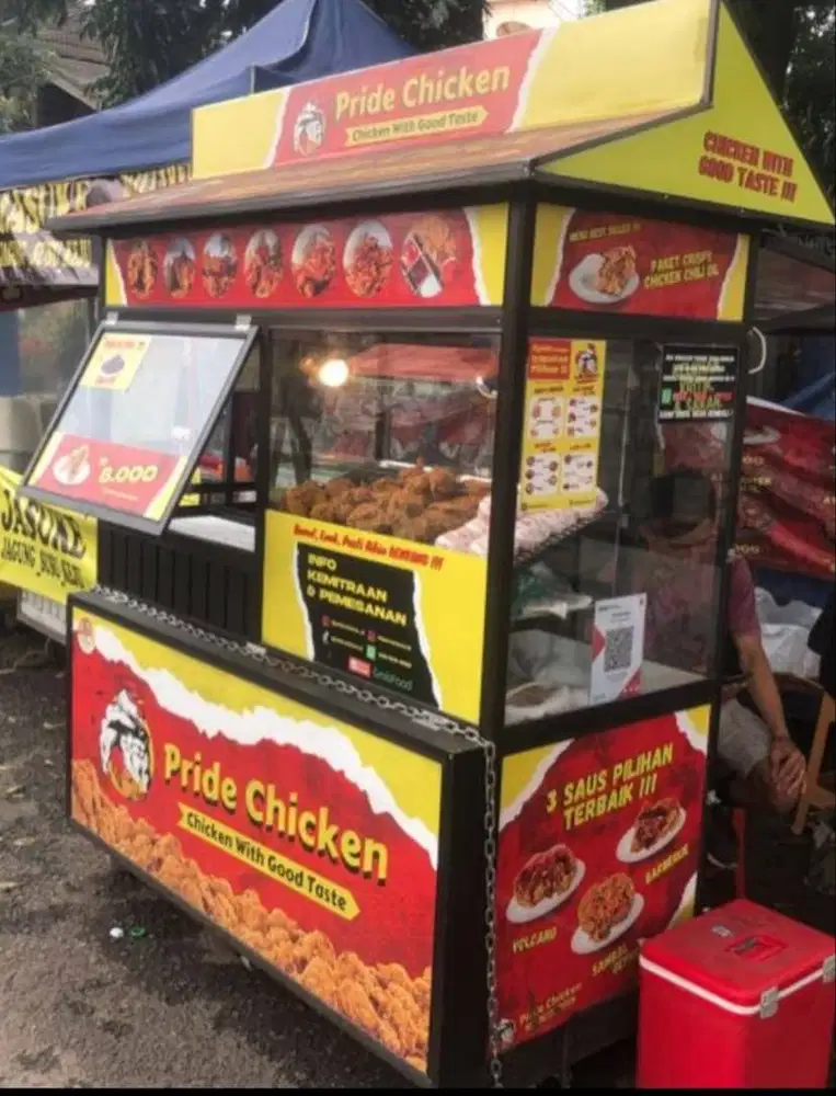 LOWONGAN PEKERJAAN - PENJAGA BOOTH FRIED CHICKEN