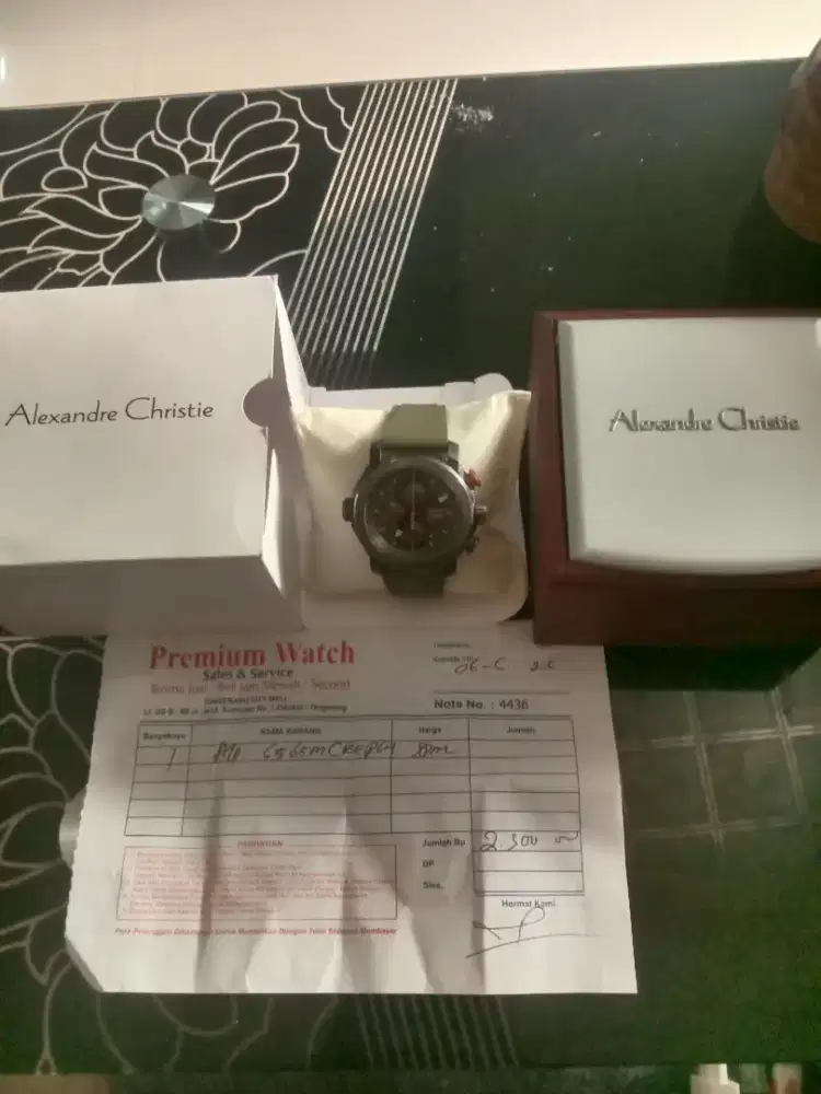 Jam tangan Alexandre Christie