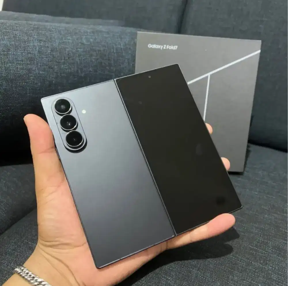 SAMSUNG GALAXY ZFOLD 7 12/512 GB GARANSI RESMI SEIN

Mohon Cek