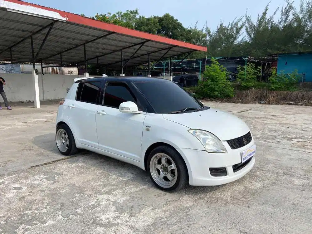 SUZUKI SWIFT GT AT 2009