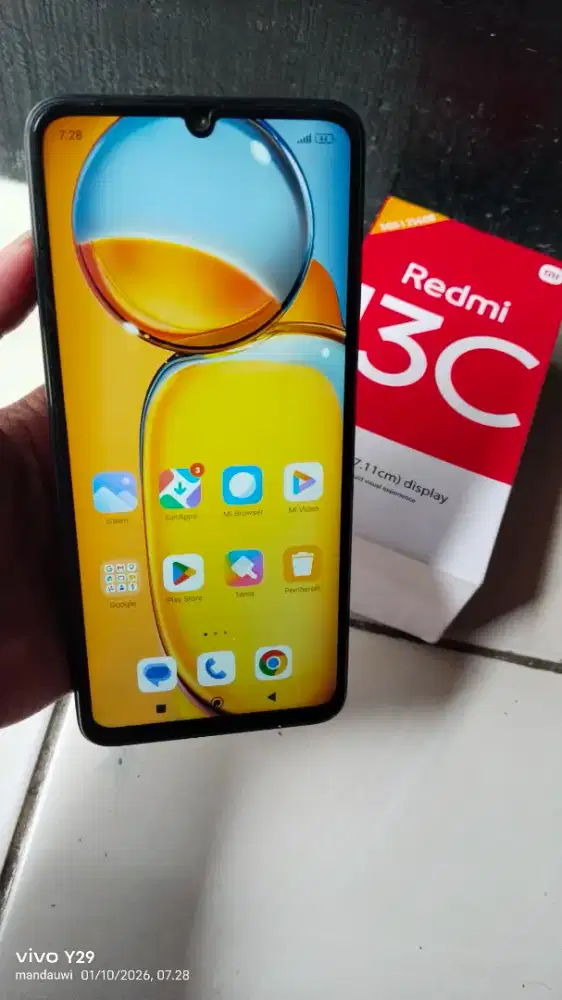 Redmi 13c ram 8/256