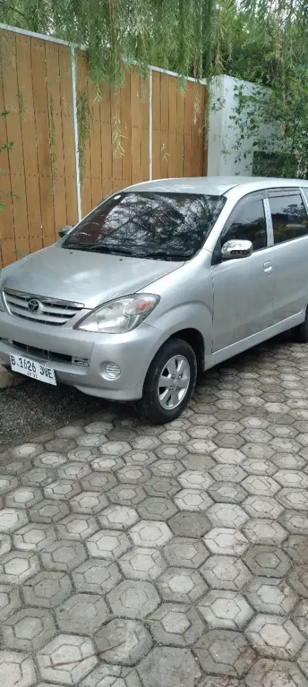 Dijual toyota avanza 1.3 type E