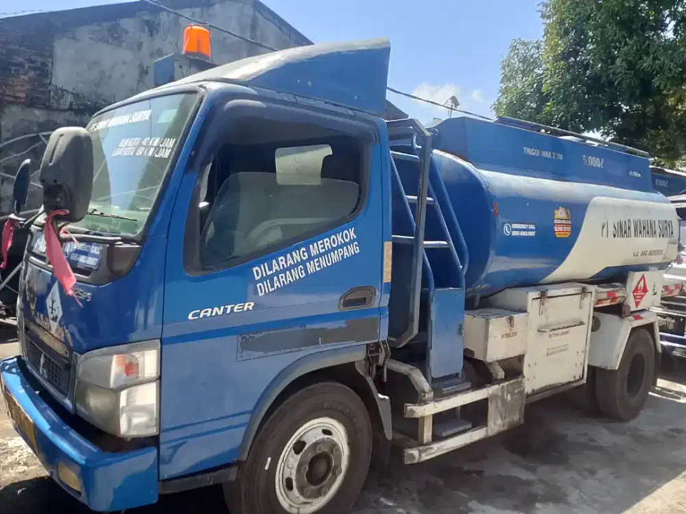 Truk tangki BBM 5KL Mitsubishi Colt Diesel PS125HD 2016 bagus siap krj