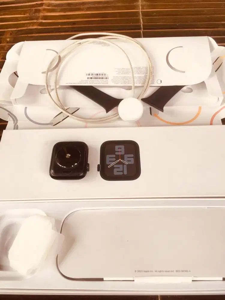 iwatch apple SE 2 40mm exibox
