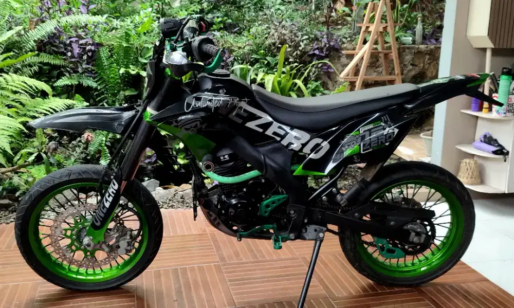 Kawasaki D-Tracker Like New