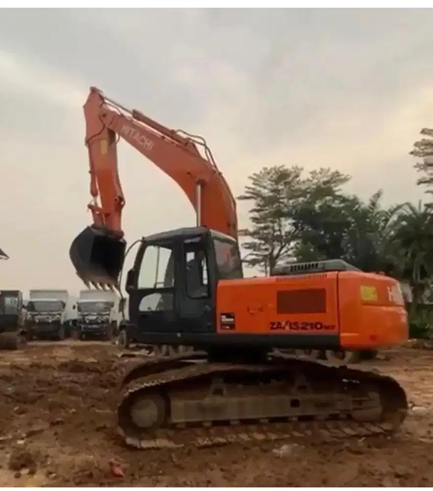 Excavator Hitachi Zaxis MF210 dijual