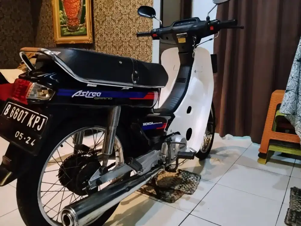 Jual Honda Astrea grand 94