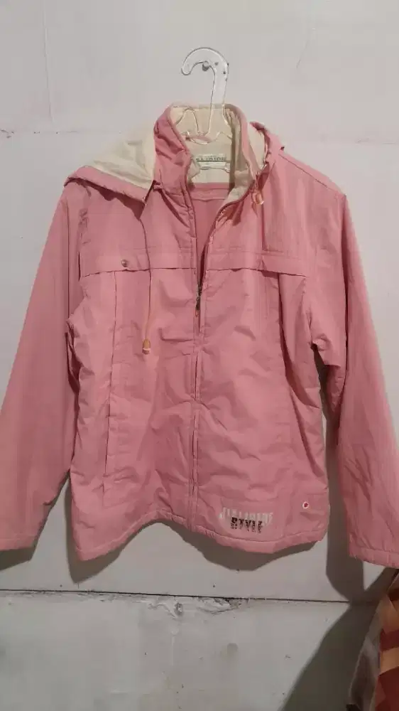 Jaket  untuk cuaca dingin