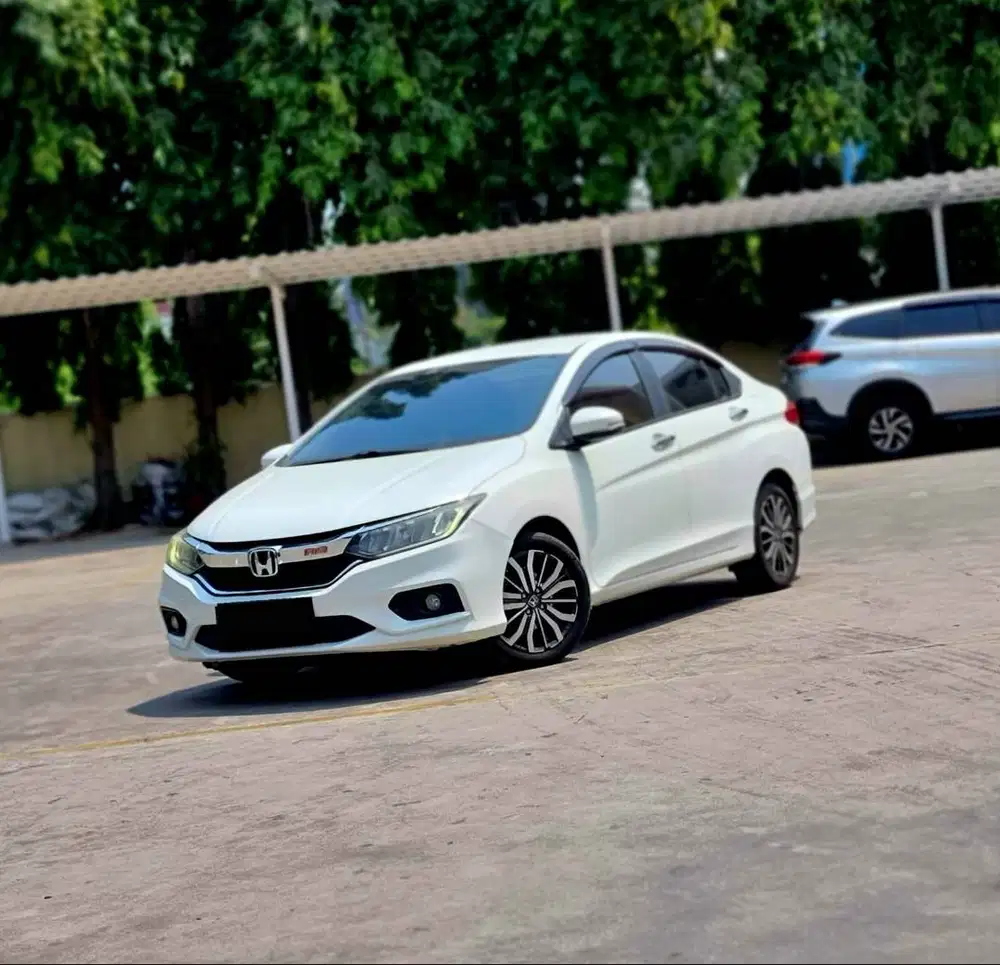 Honda City RS AT 2017 / 2018 Facelift Model