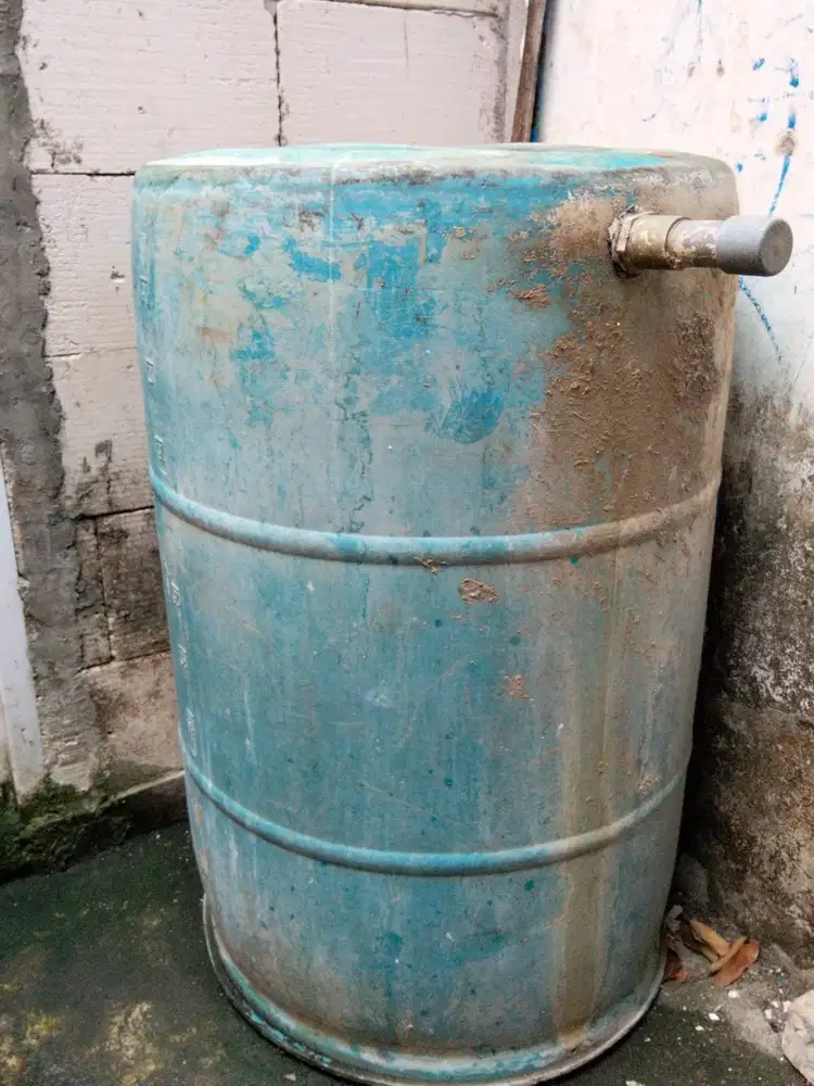 Drum Plastik Biru kapasitas 200 liter