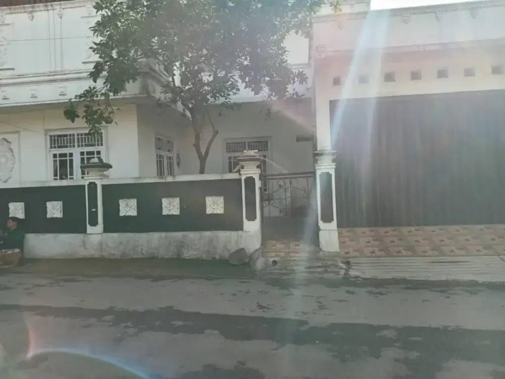 Rumah hook di pusat kota