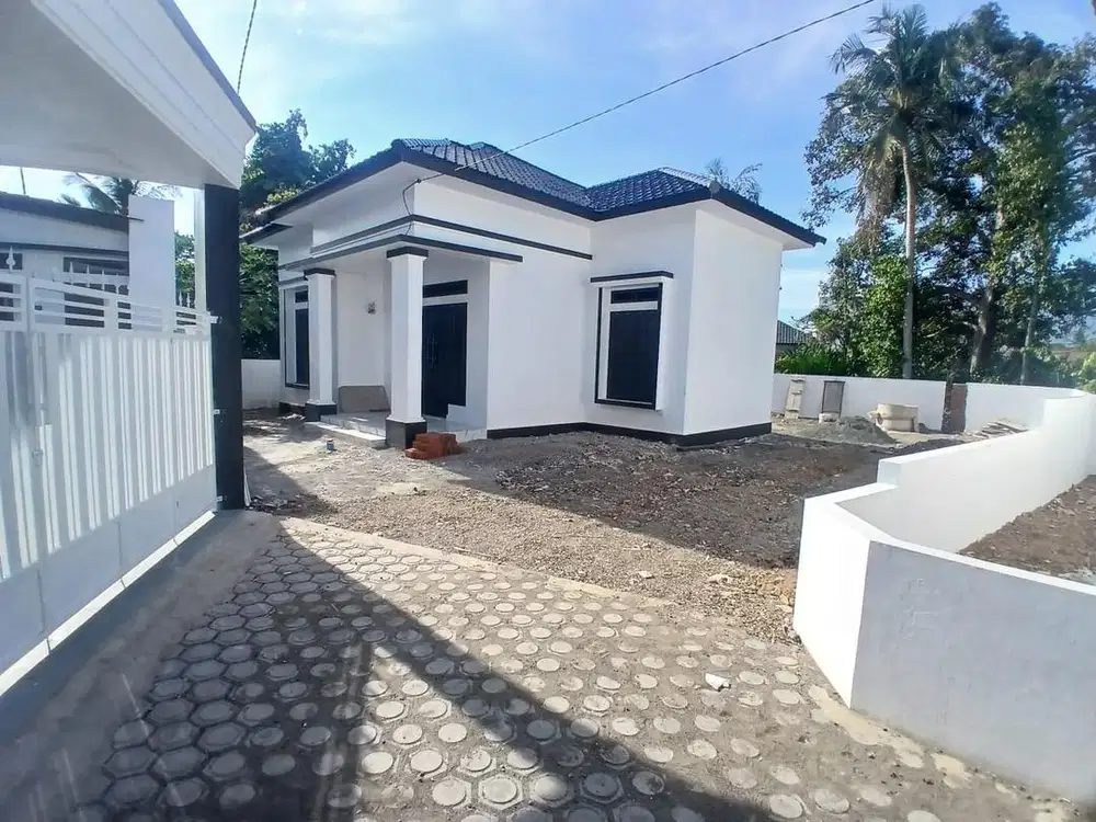 Disewakan rmh baru siap type 65 gmpong bayu dkt kantor samsat