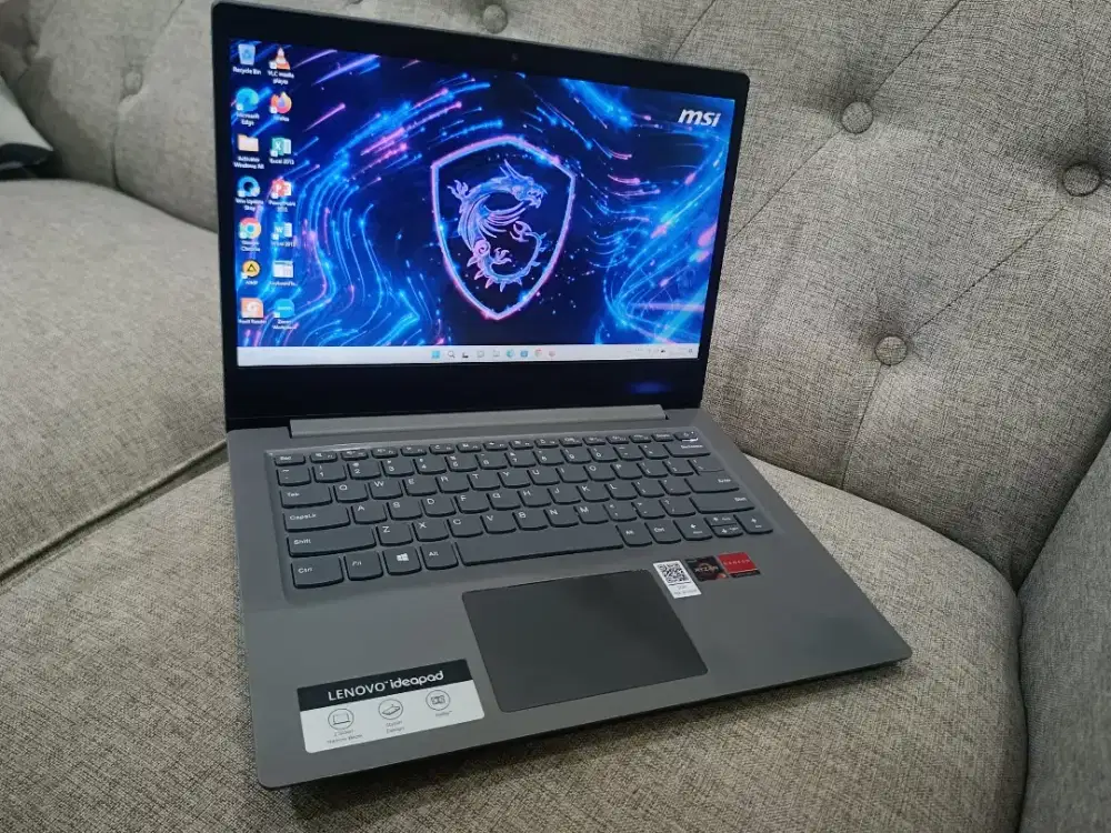 Laptop Lenovo Ryzen 3 RAM 8GB SSD 256 VGA Radeon 2gb