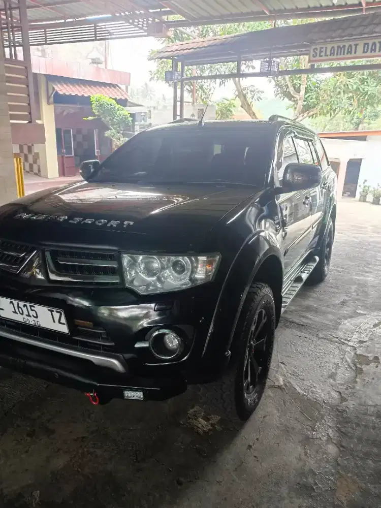 Bismillah numpang jual Mitsubishi Pajero Dakar th 2014 metic no Z.