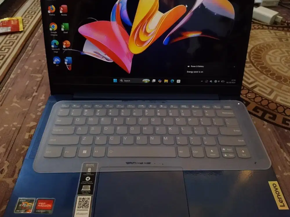 Lenovo Ideapad Slim 3 AMD RYZEN 7 7730