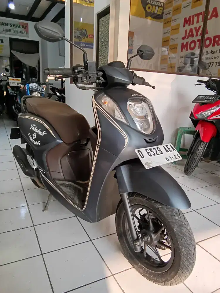 Honda New Genio Cbs Iss Tahun 2023