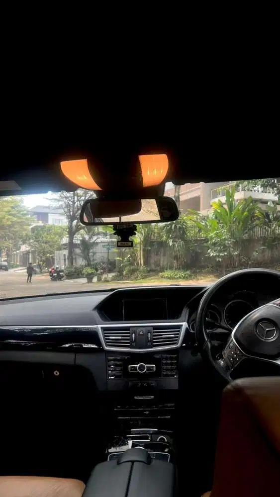 Mercedes-Benz E250 2014 Bensin