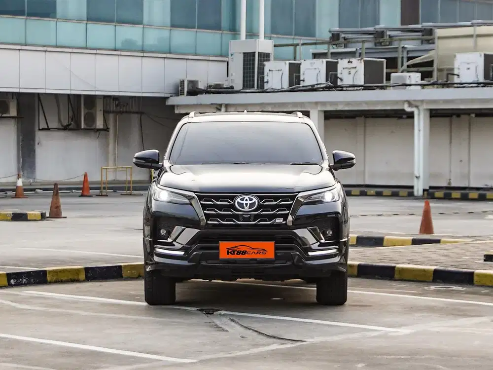 TOYOTA FORTUNER VRZ GR SPORT 2.8 AT KICKSENSOR 2023