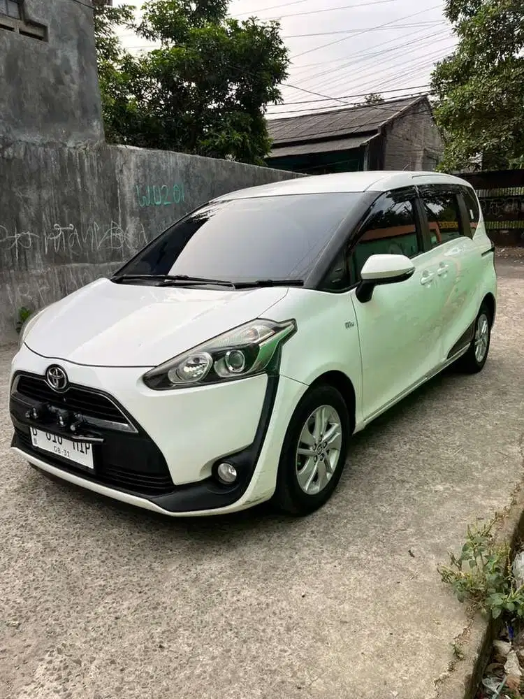 Toyota Sienta 2016 Bensin