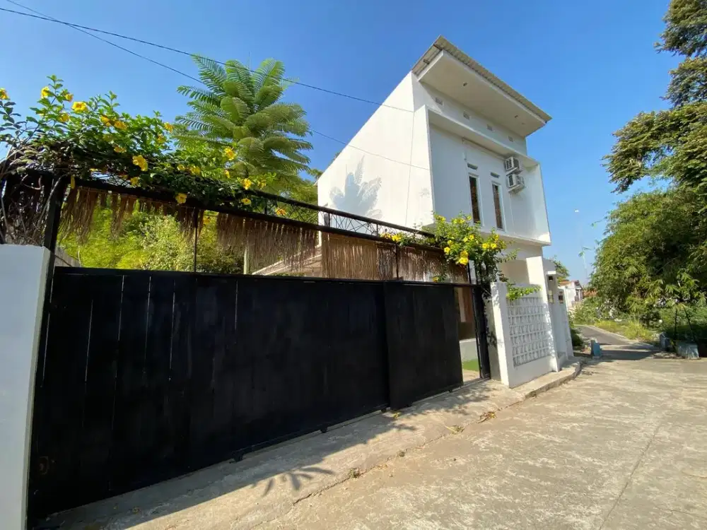 Villa Fully furnished Private Pool dekat Candi Sambisari Purwomartani Sleman