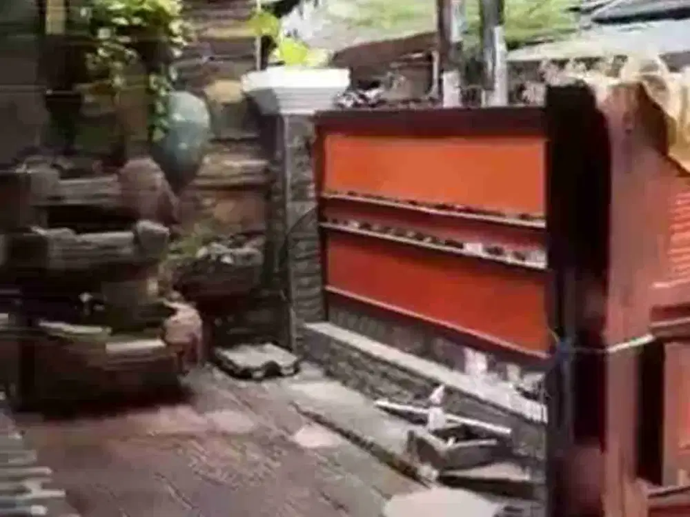 Disewakan Rumah Tinggal Siap Huni 1 1/2 Lantai di Serua Tangsel