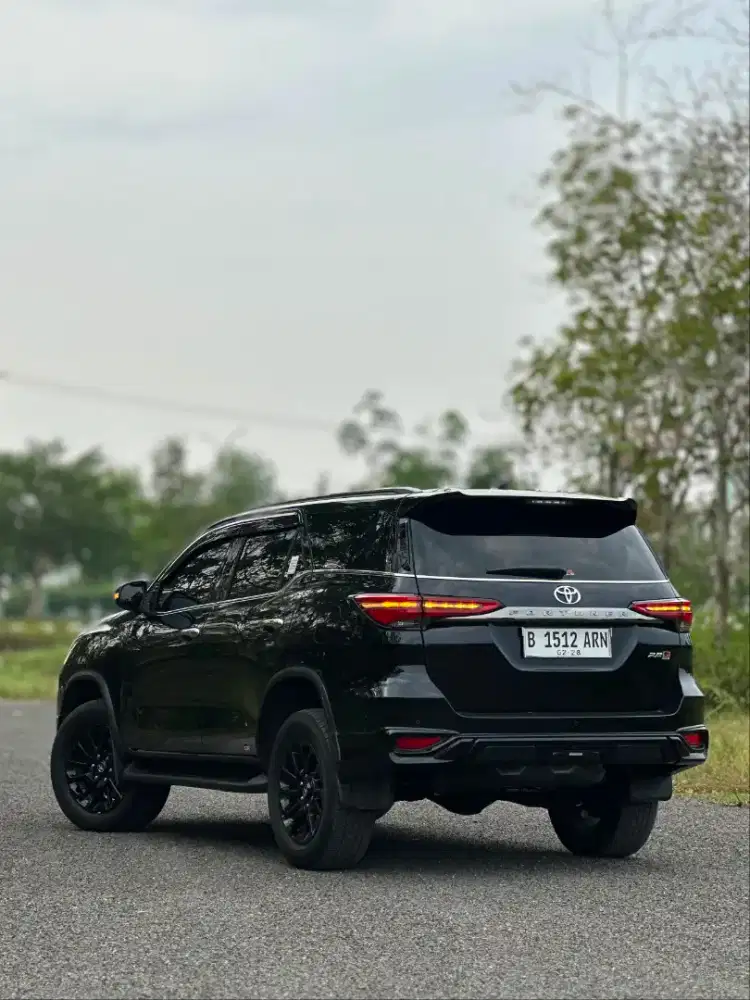 Fortuner GR Sport 2.8 AT 2022