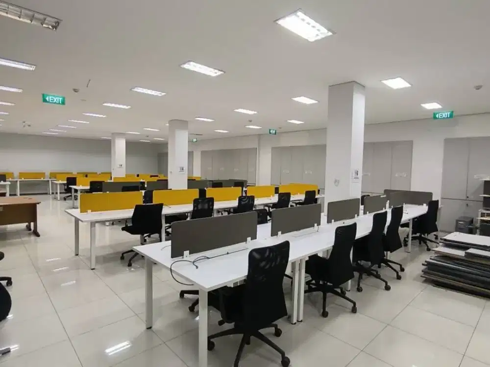 DISEWAKAN BANGUNAN KOMERSIAL PUSAT KOTA SURABAYA