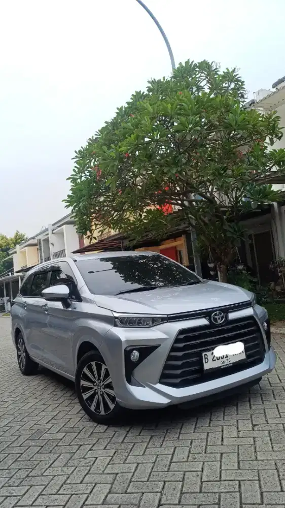 Avanza G CVT 2025 silver