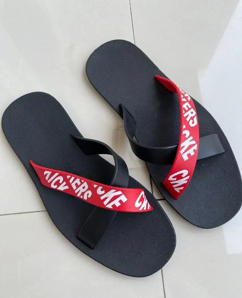 Sandal Cowok 43