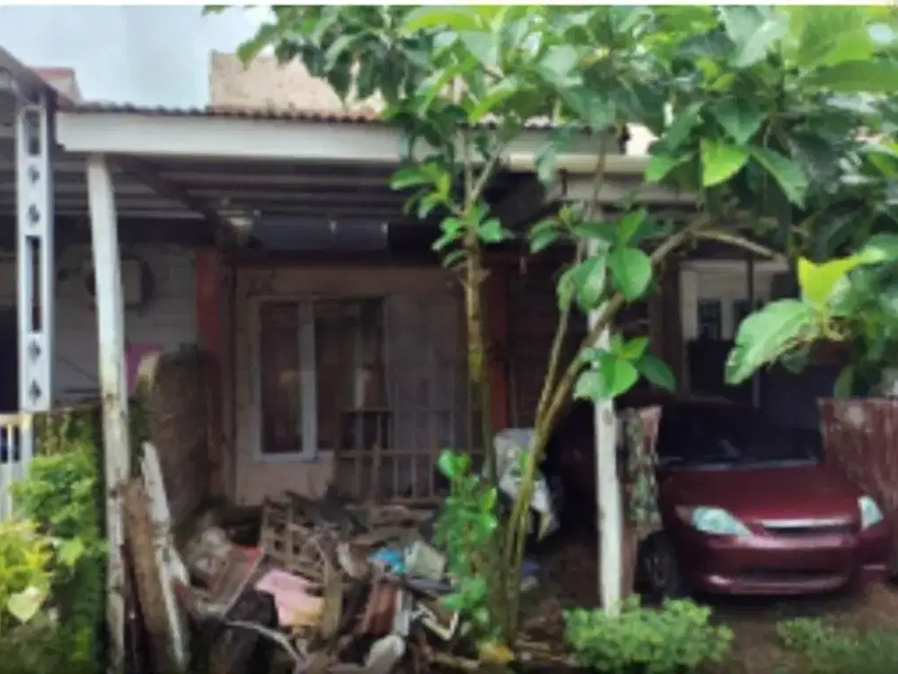 Dijual Rumah Tua sekitar Jalan Poros Maros, Turikale