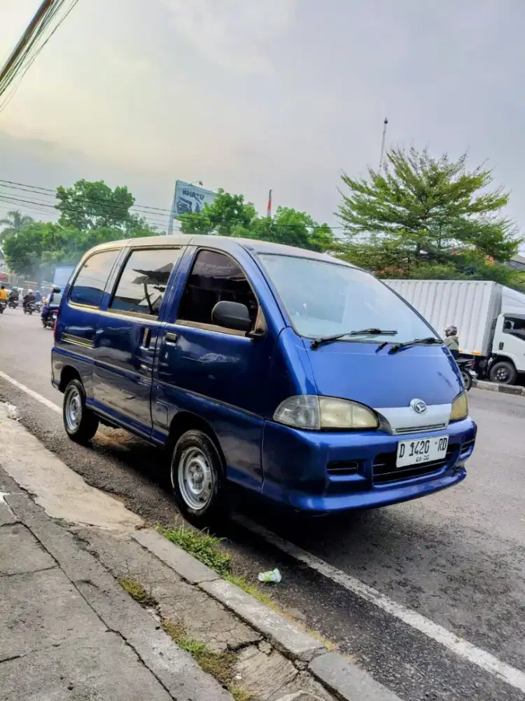 DAIHATSU ESPASS 1.3 MT 2005