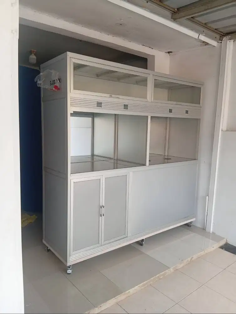 etalase depot air (baru)