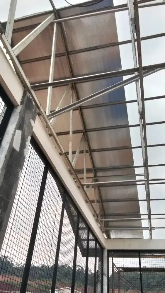 Jasa pemasangan rangka atap baja ringan