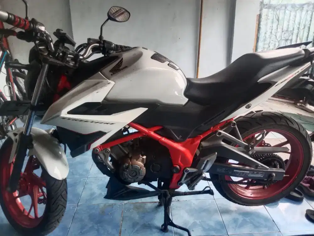 Dijual motor cb 150R