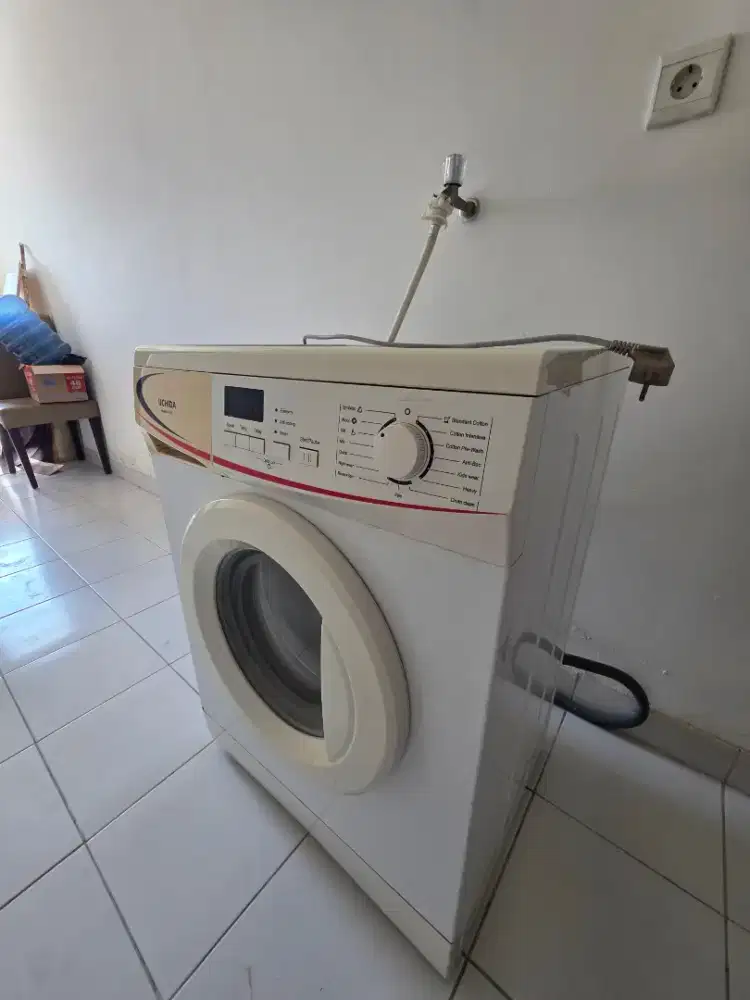 Dijual mesin cuci 1 tabung merk uchida