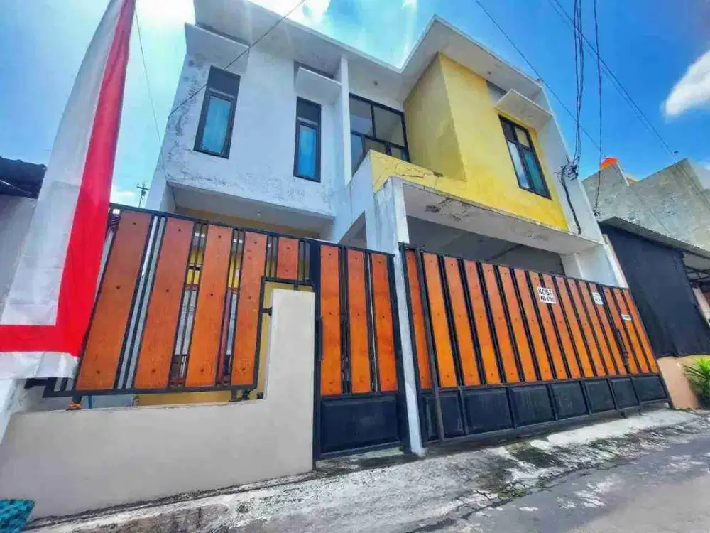 Rumah Induk Plus Kost 2Lt Tengah Kota Solo Dekat Mall Dekat Jl Raya