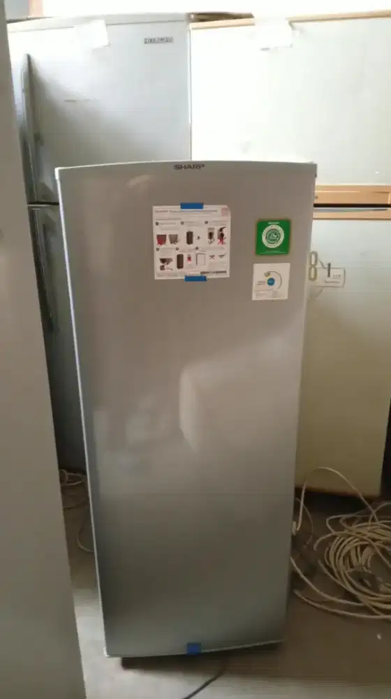 JUAL MURAH CEPAT Sharp Freezer FJM195NSS
185L