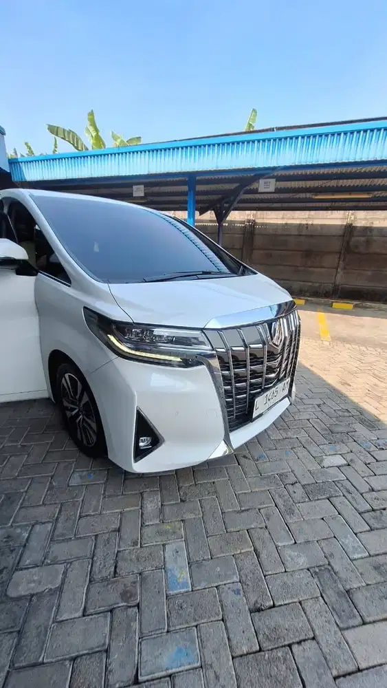 Mobil Mewah Kondisi Terawat, DIJUAL CEPAT