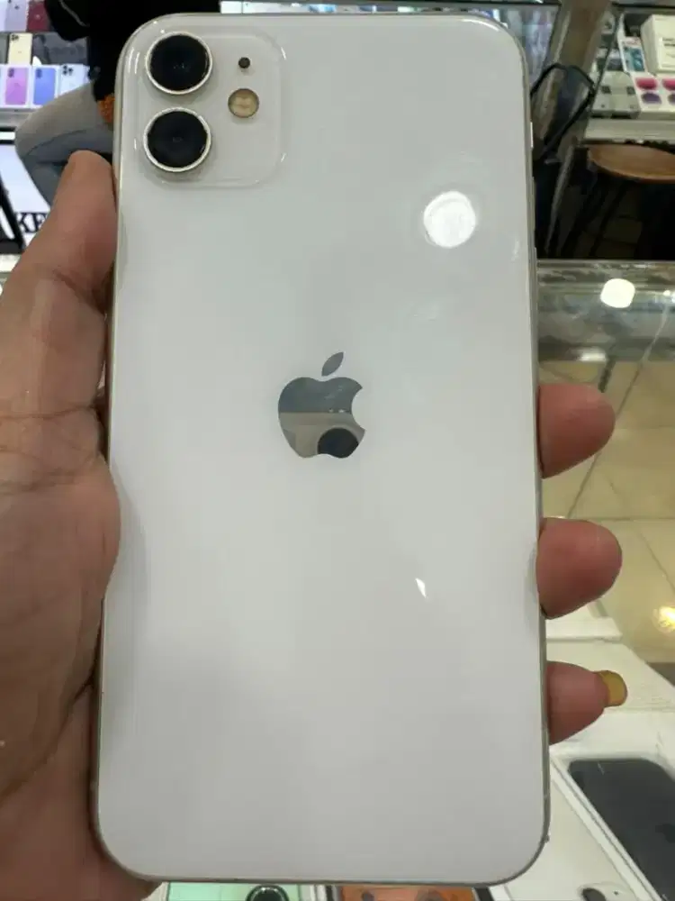 IPHONE 11 64GB ALL OPERATOR BH 96 WHITE