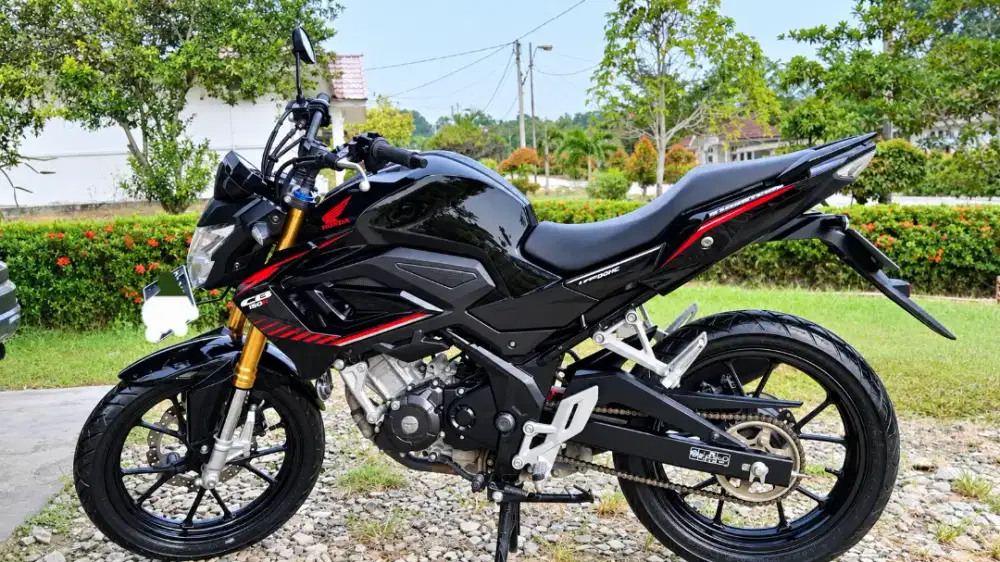 CB 150 Streetfire 2022