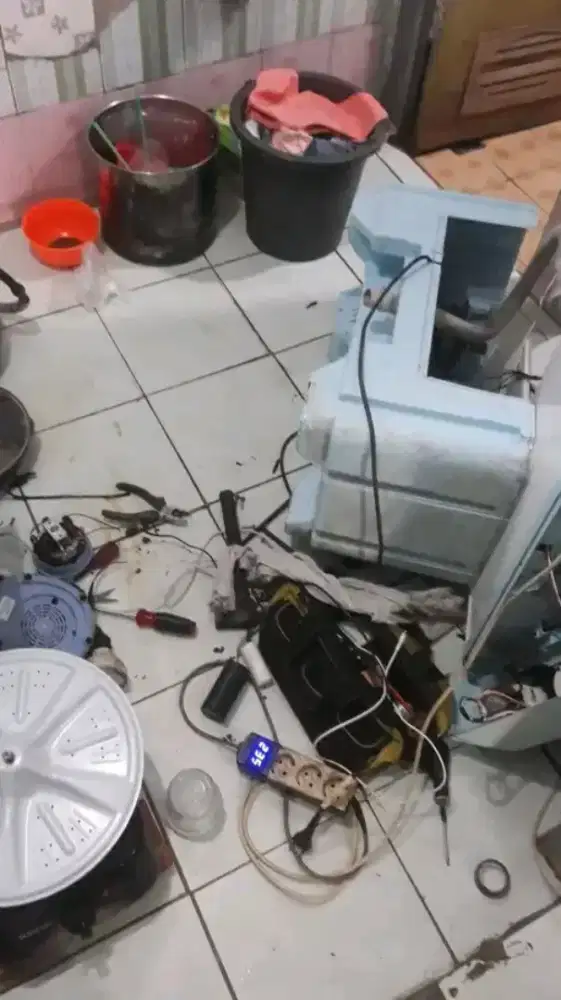 servis kipas angin mesin cuci pompa air dll.panggilan