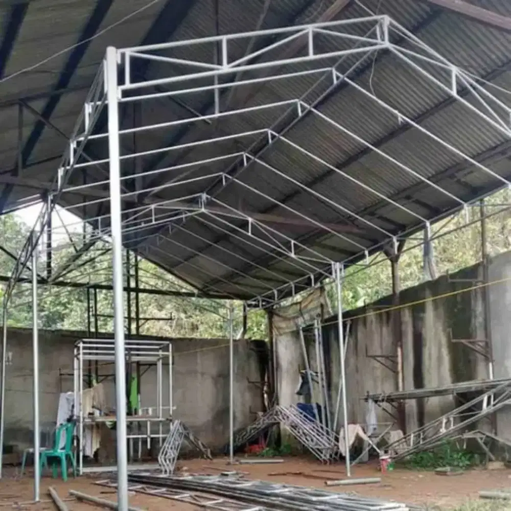 Menyewakan tenda,panggung dan alat pesta lainnya