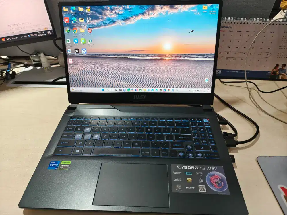 Laptop Gaming MSI Cyborg 15 A12VF Core i7 RTX 4060 8Gb 16/1tb Original