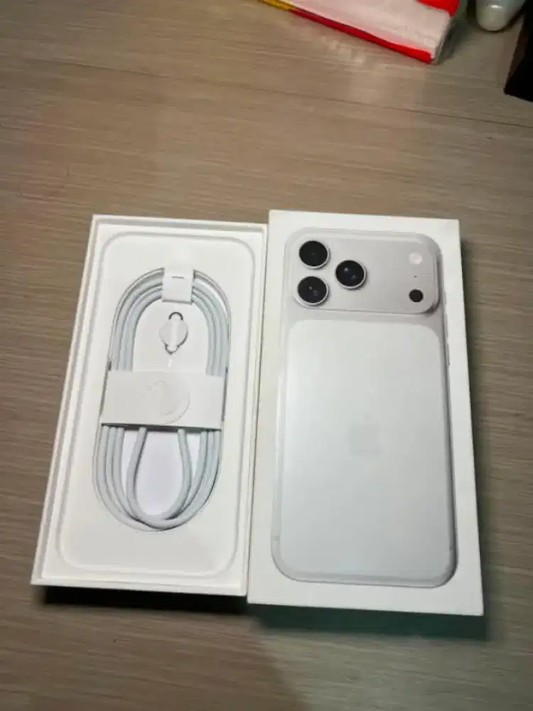 Ip 17 PROMAX 256gb fullset garansi iBox