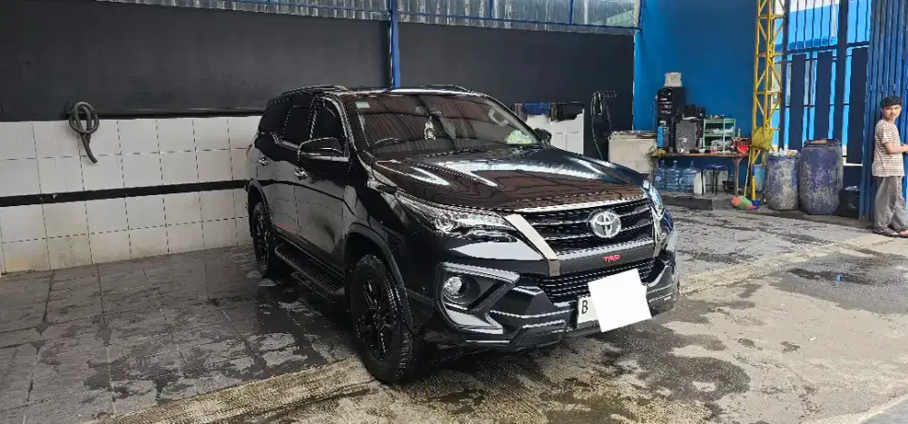 DIJUAL TOYOTA FORTUNER TRD SPORTIVO 2.4 4x2 – TAHUN 2020