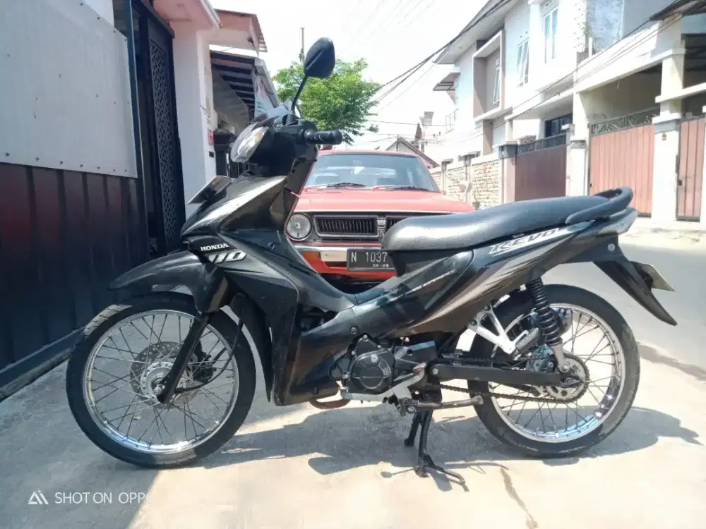 Revo Absolut 2009 istimewa skli tangan pertama