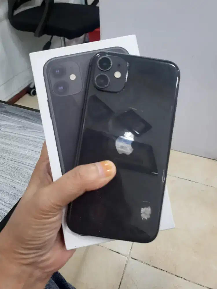 JUAL CEPAT IPHONE 11 128GB ALL OPERATOR BLACK NO MINUS
