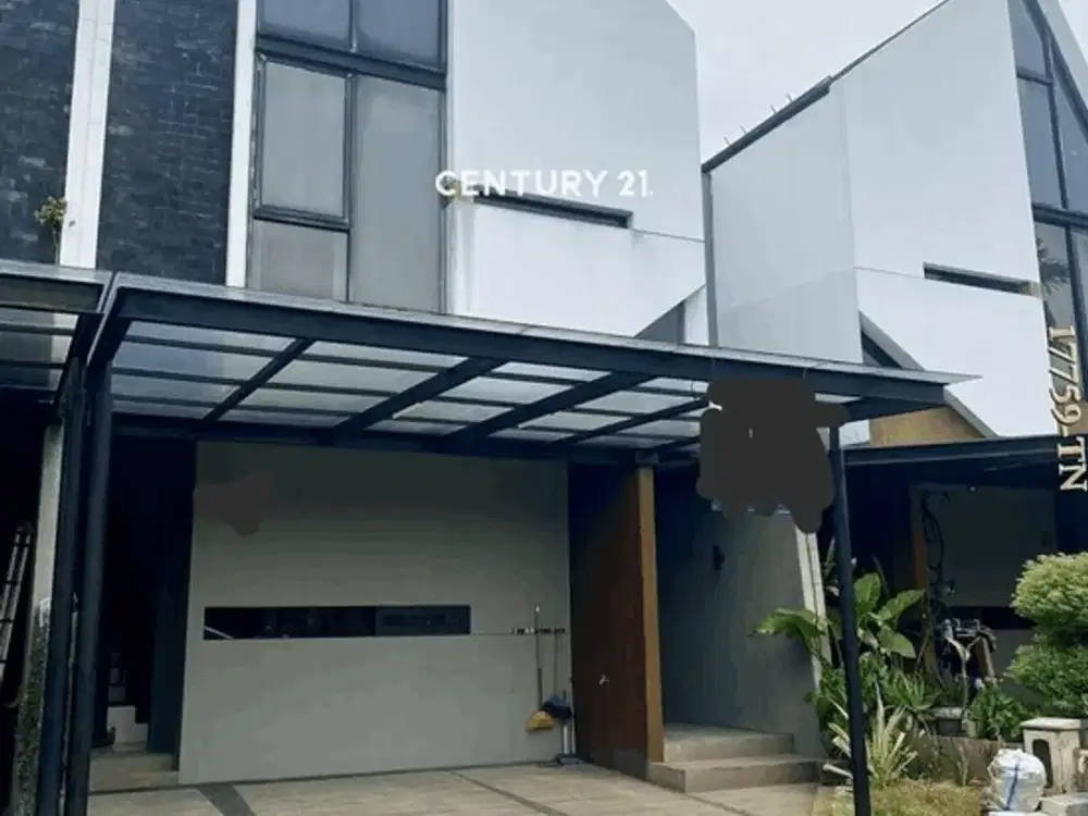 Rumah Nyaman Dengan Bangunan Luas Hadap Taman Di GRAND TREVISTA Rempoa