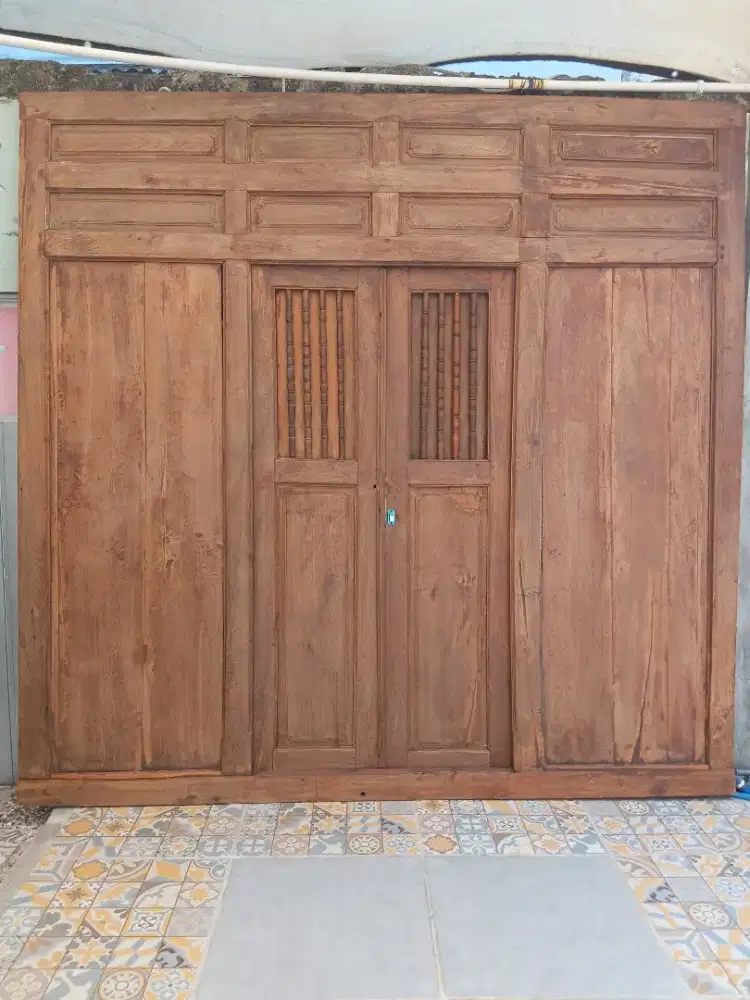 Pintu jati gebyok lawas